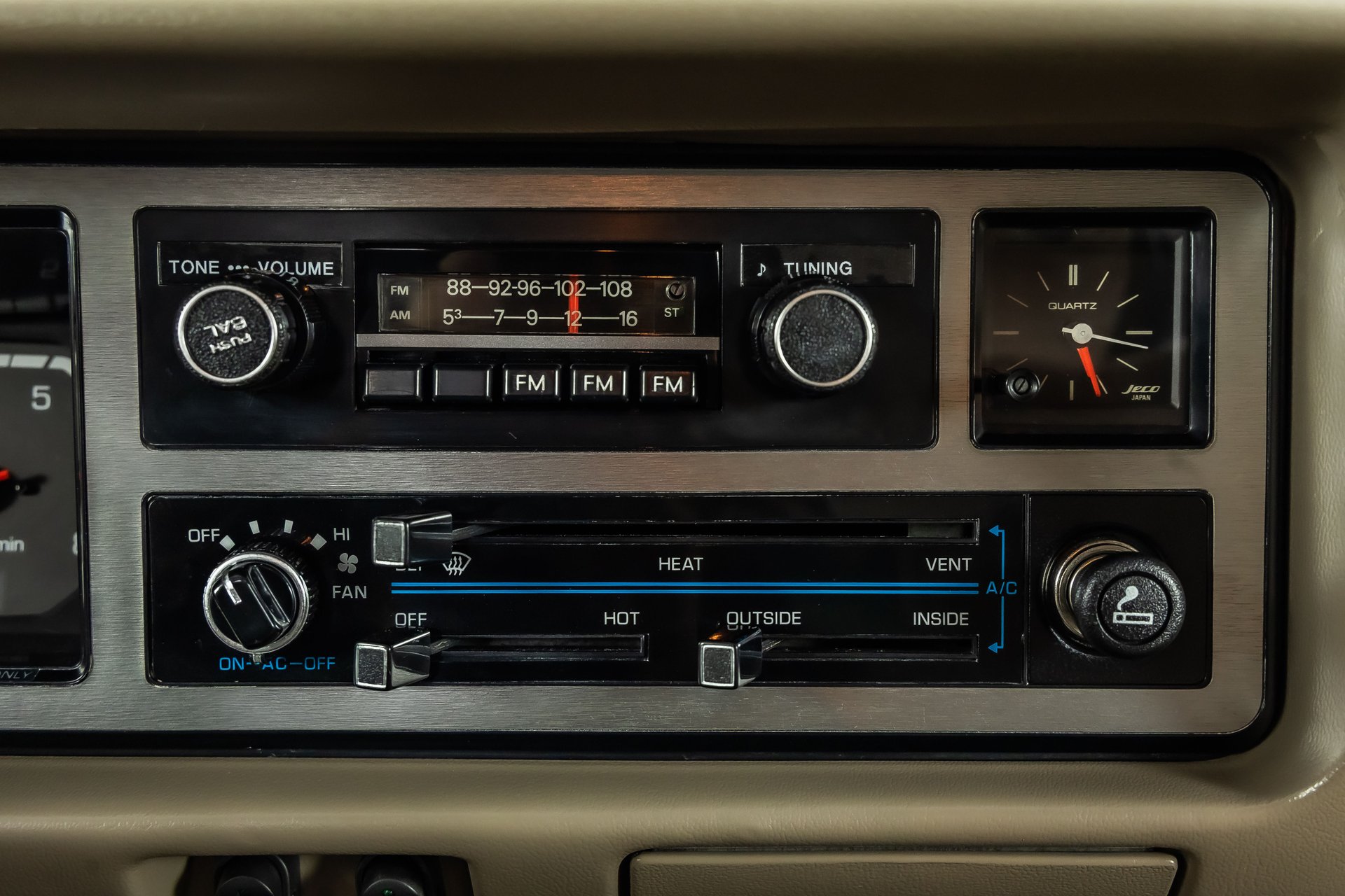 1986-dodge-ram-50-sport-4x4-pickup-60