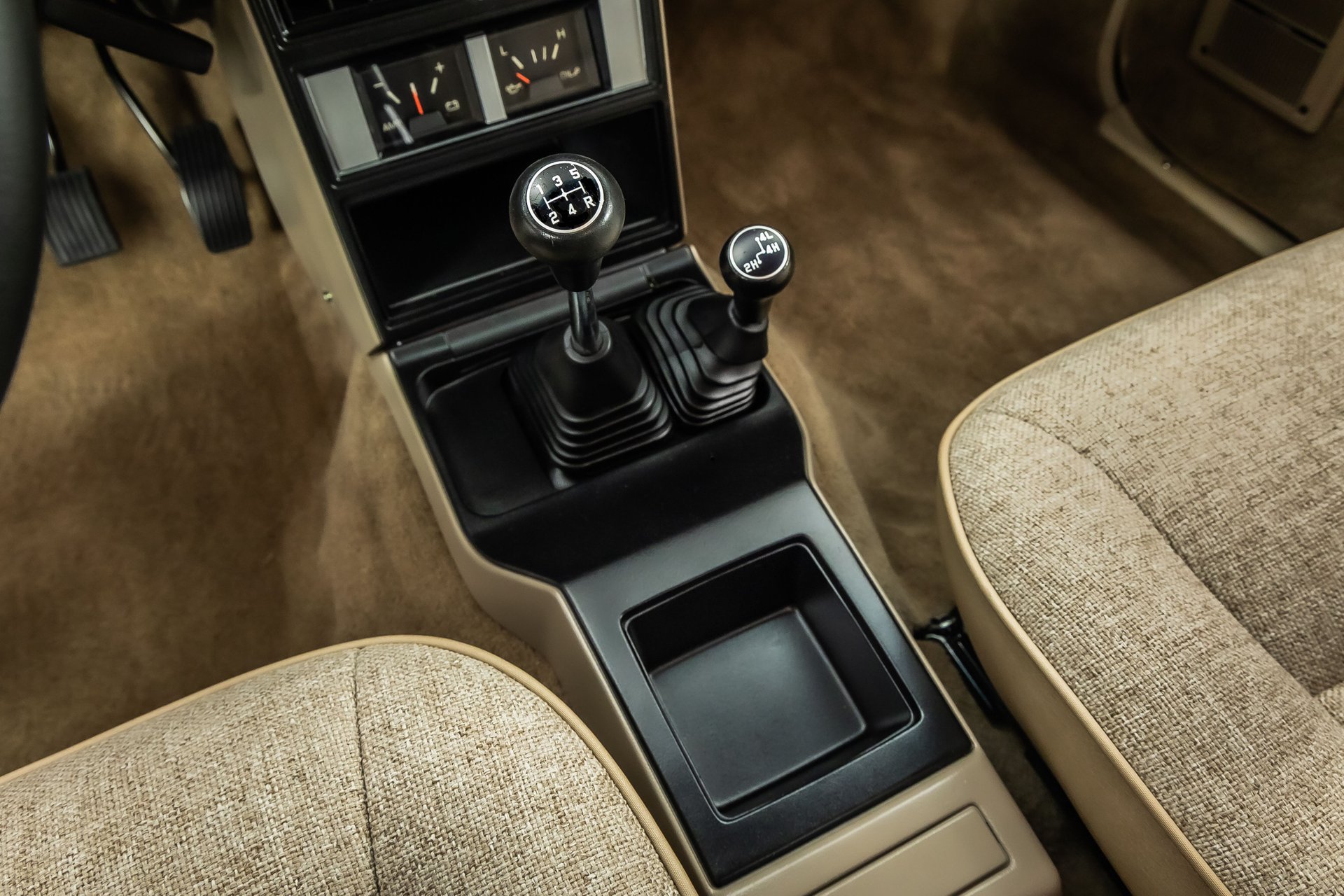 1986-dodge-ram-50-sport-4x4-pickup-63