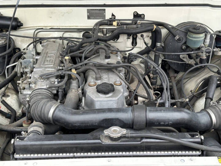 1986-toyota-pickup-sr5 (27)