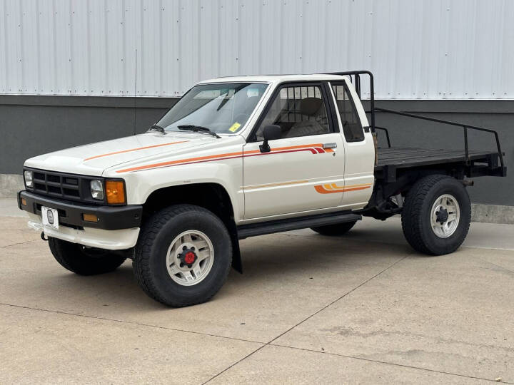 1986-toyota-pickup-sr5 (3)