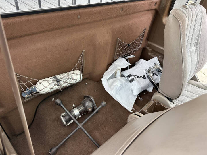 1986-toyota-pickup-sr5 (36)
