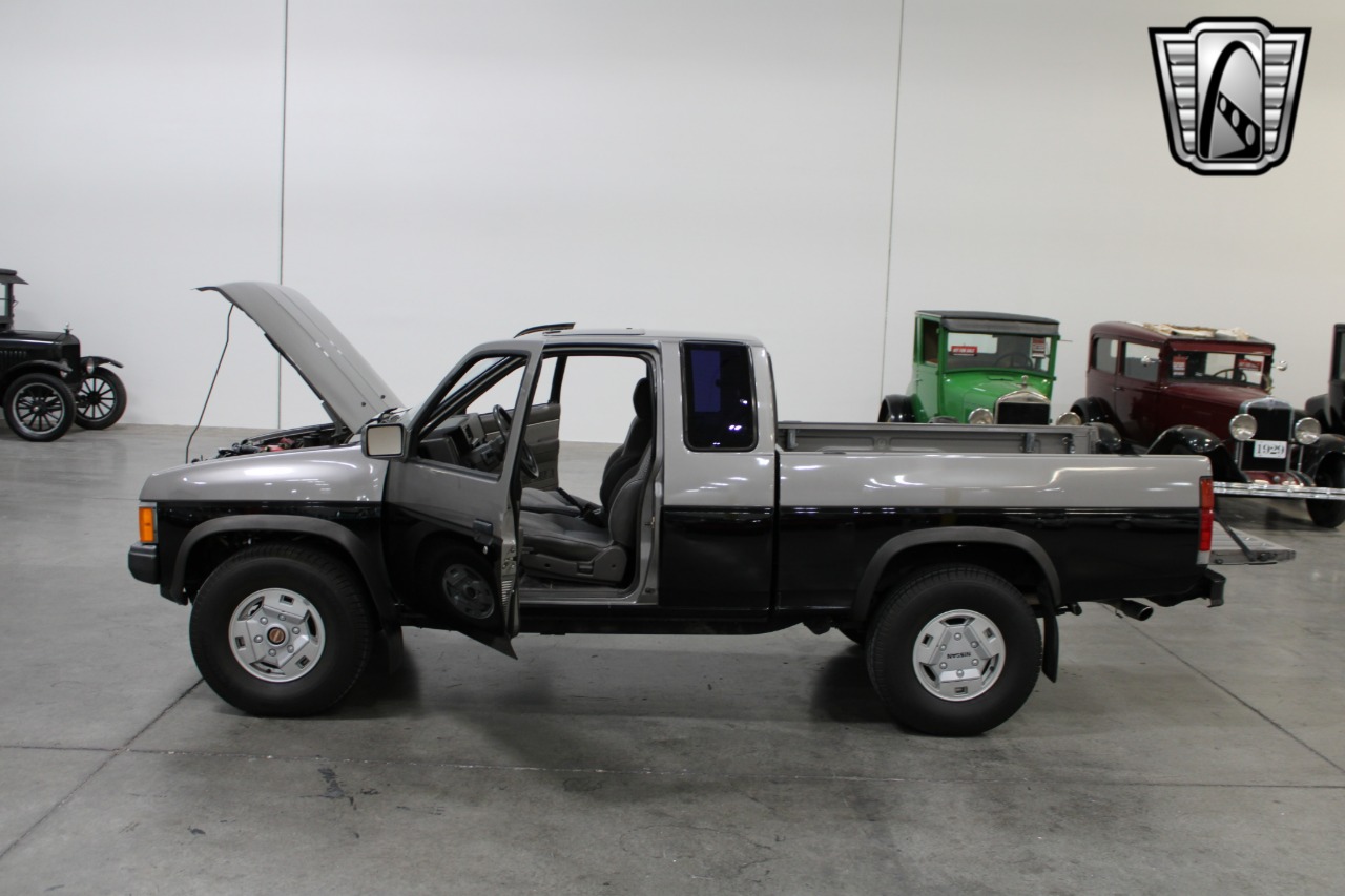 1987-nissan-d21-king-cab-for-sale-16