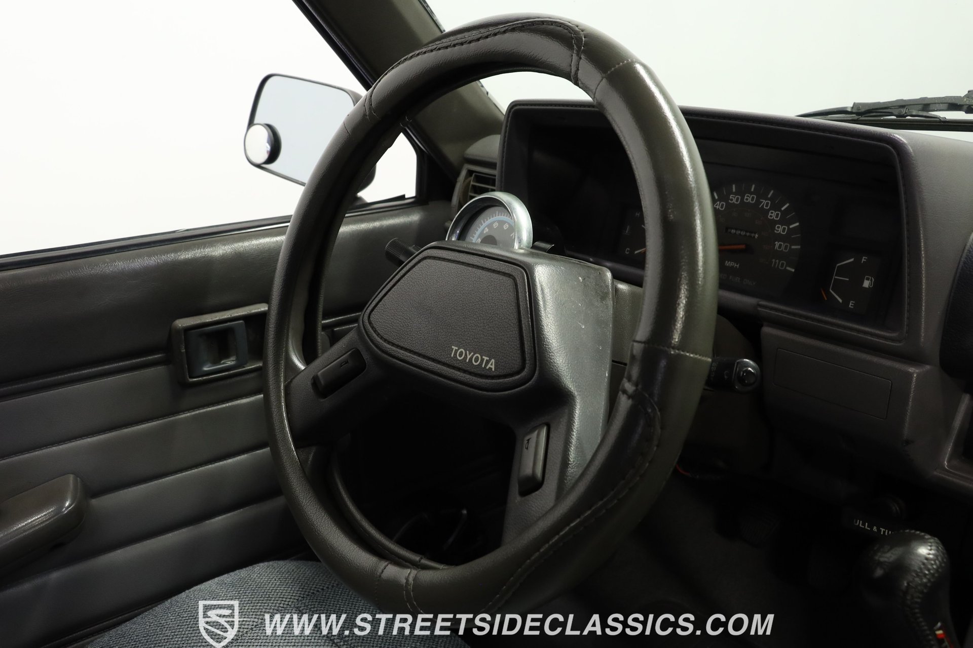 1987-toyota-pickup-4x4-5-speed (32)