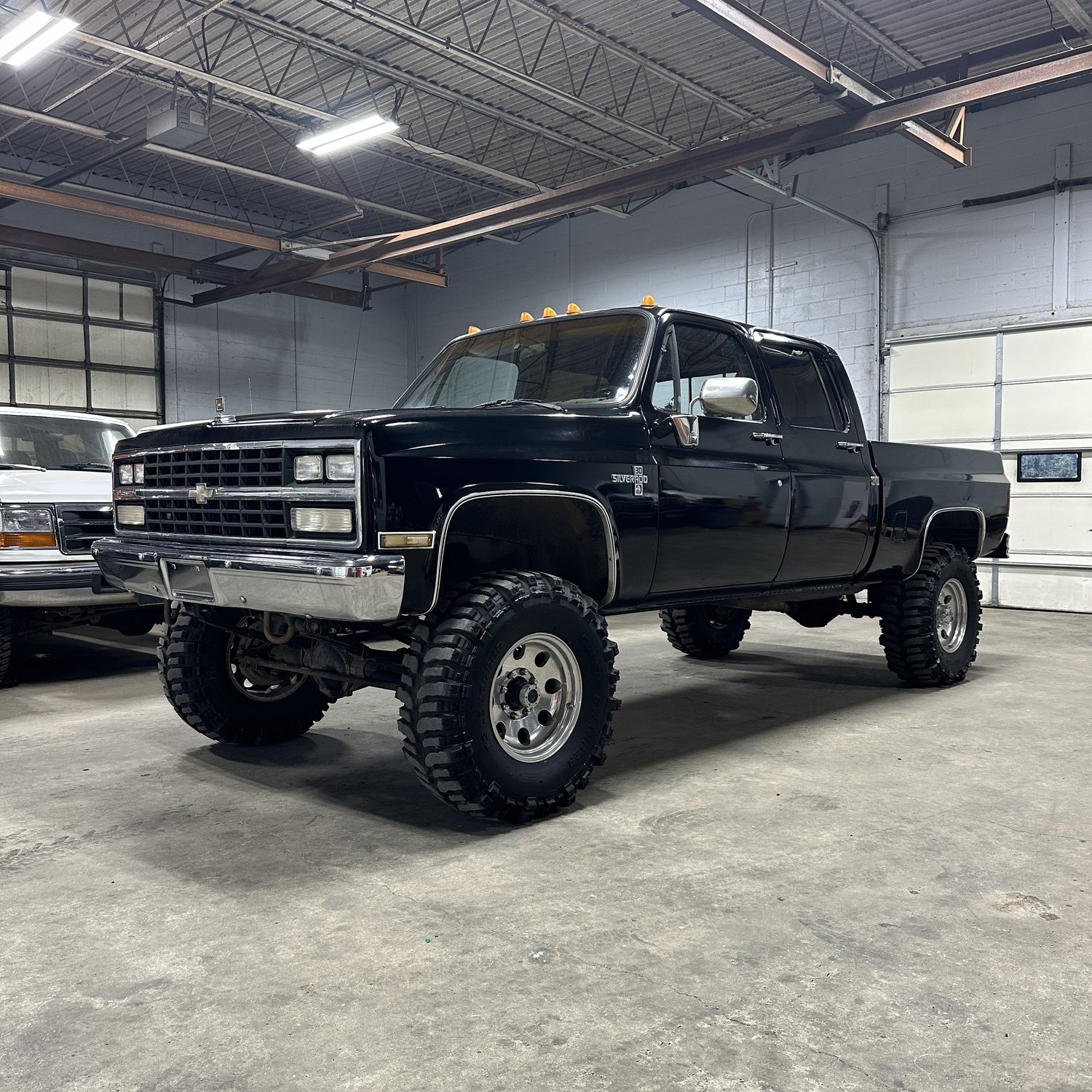 1988-chevrolet-k30-for-sale-elkhart-in-01