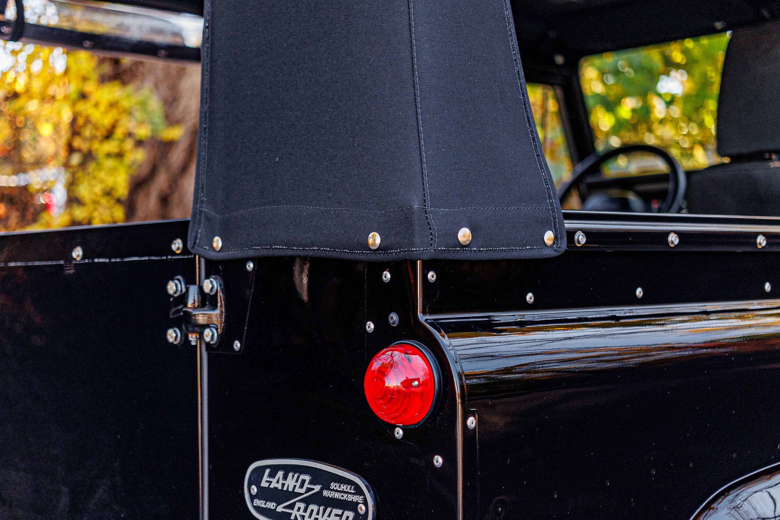 1988-land-rover-defender-90-soft-top (13)
