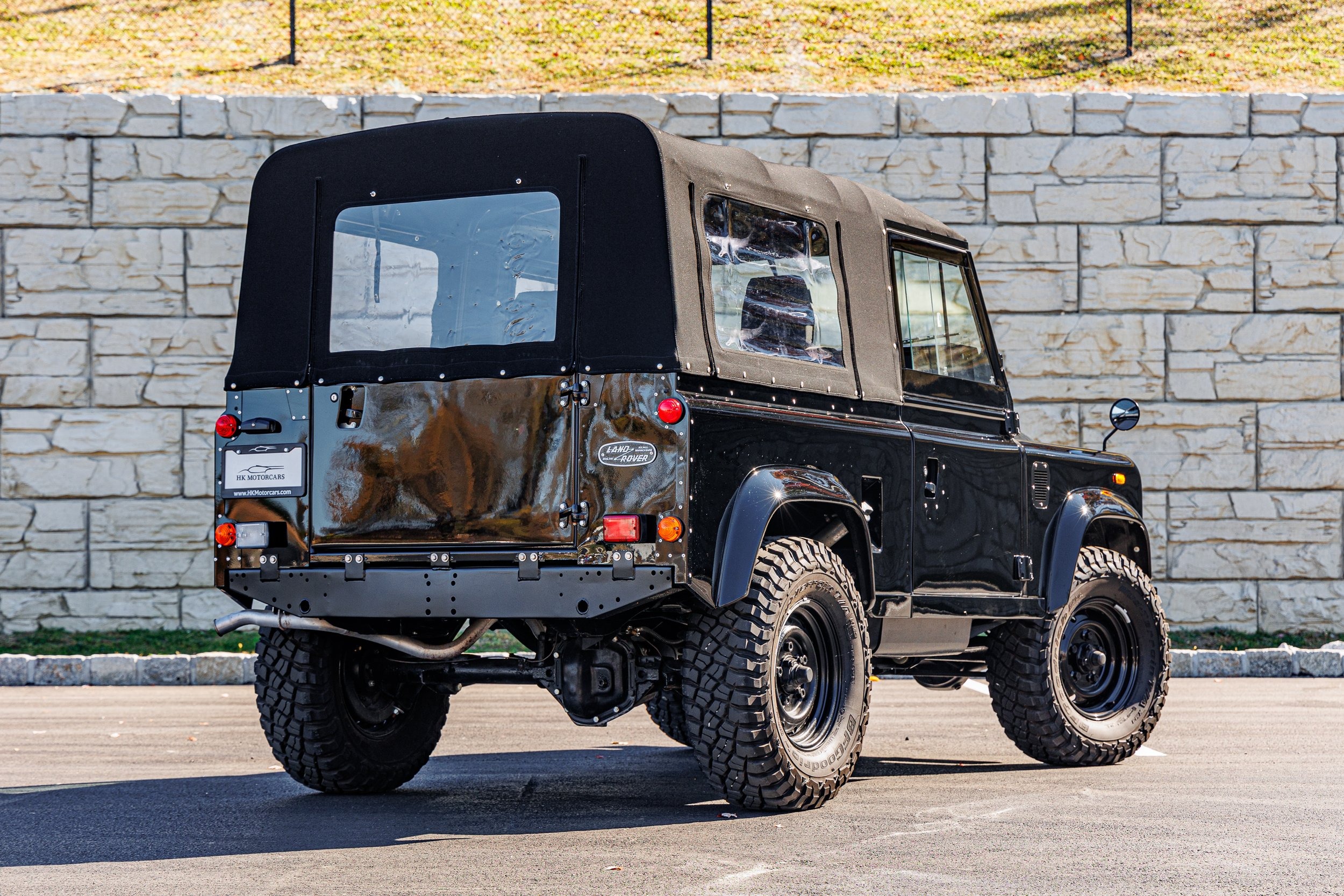 1988-land-rover-defender-90-soft-top (24)