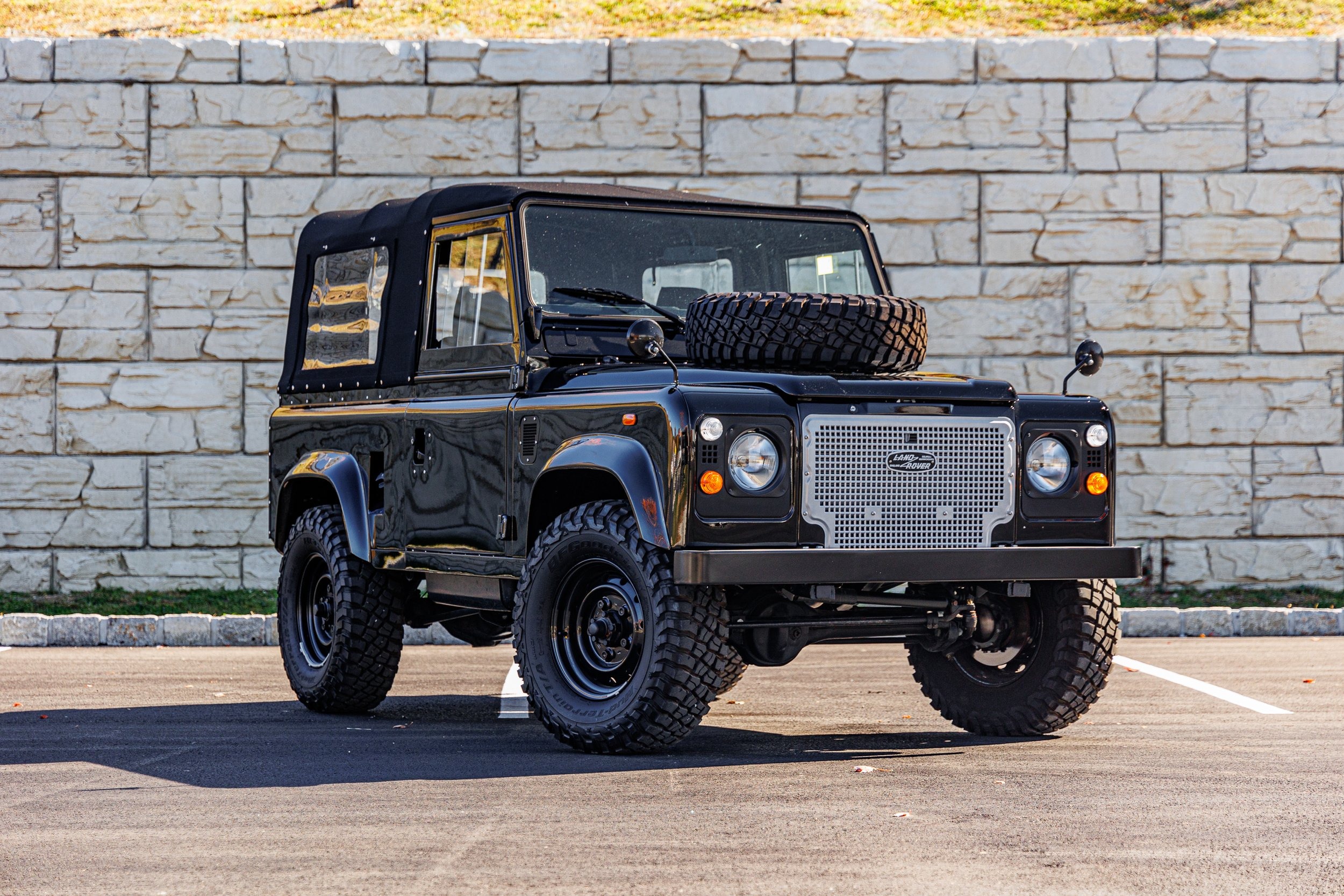 1988-land-rover-defender-90-soft-top (28)
