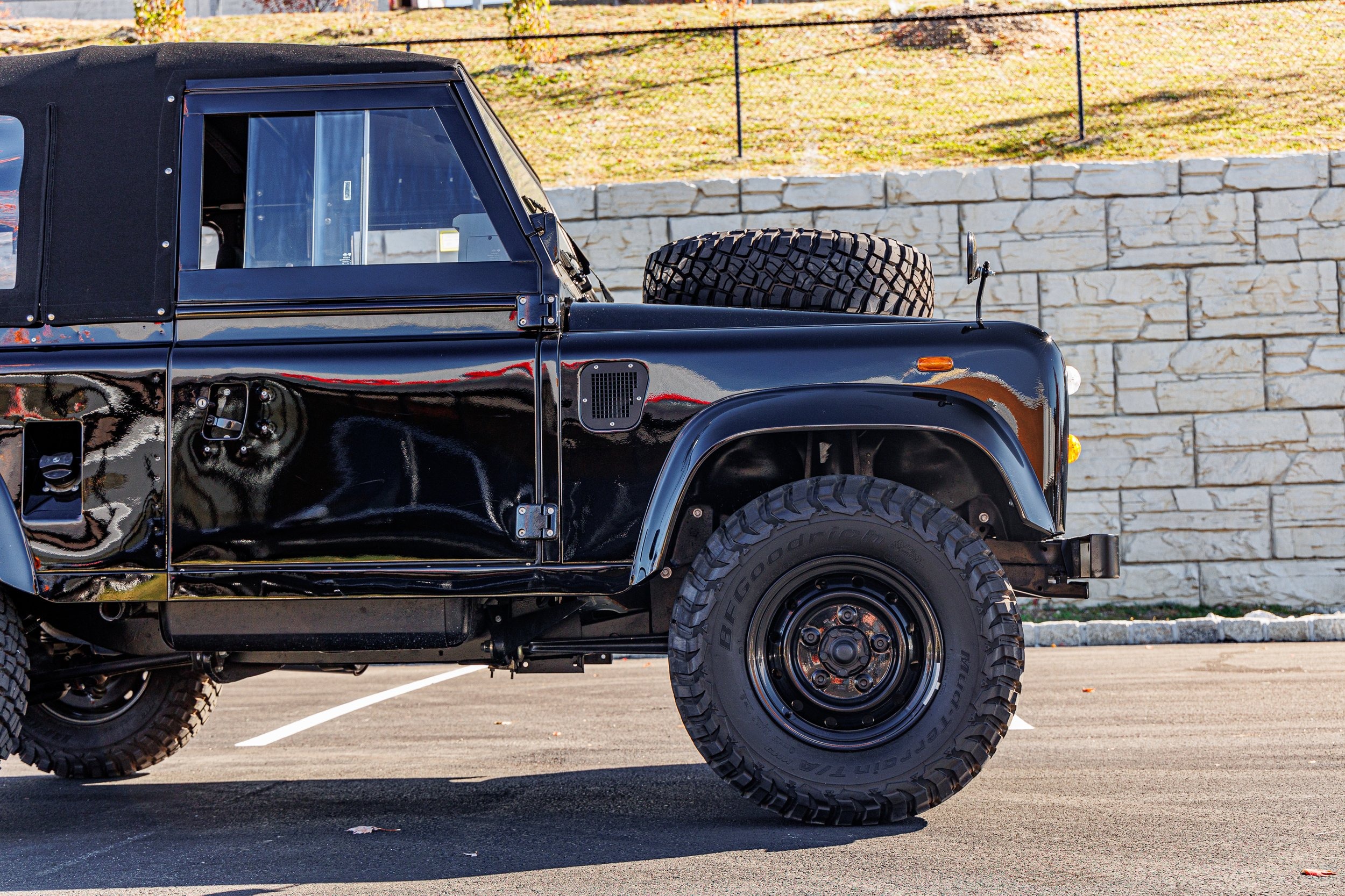 1988-land-rover-defender-90-soft-top (4)