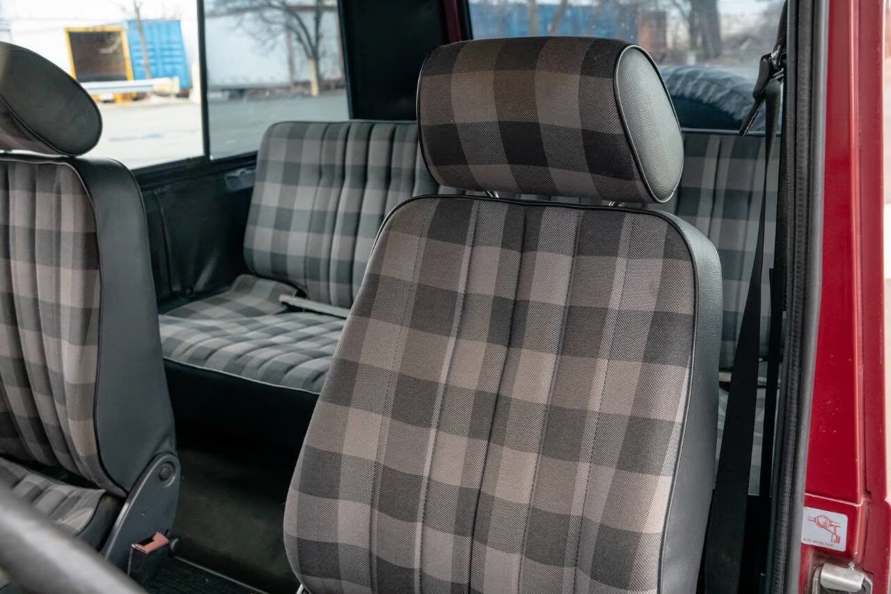 1989-mercedes-benz-300gd-for-sale (32)