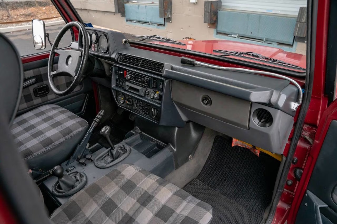1989-mercedes-benz-300gd-for-sale (38)