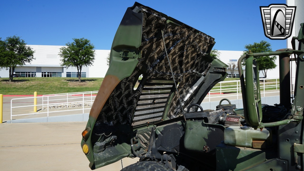 1991-am-general-humvee-m1123