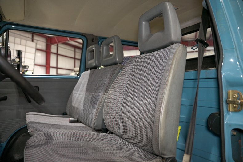 1992-volkswagen-doka-double-cab (36)