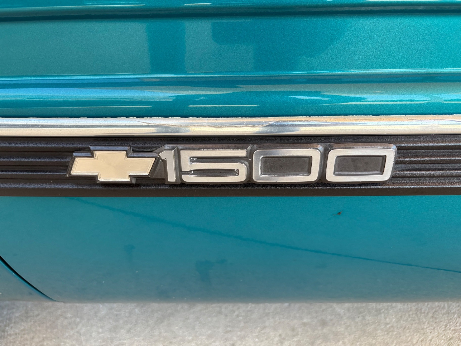 1993-chevrolet-c1500-cheyenne-for-sale-026