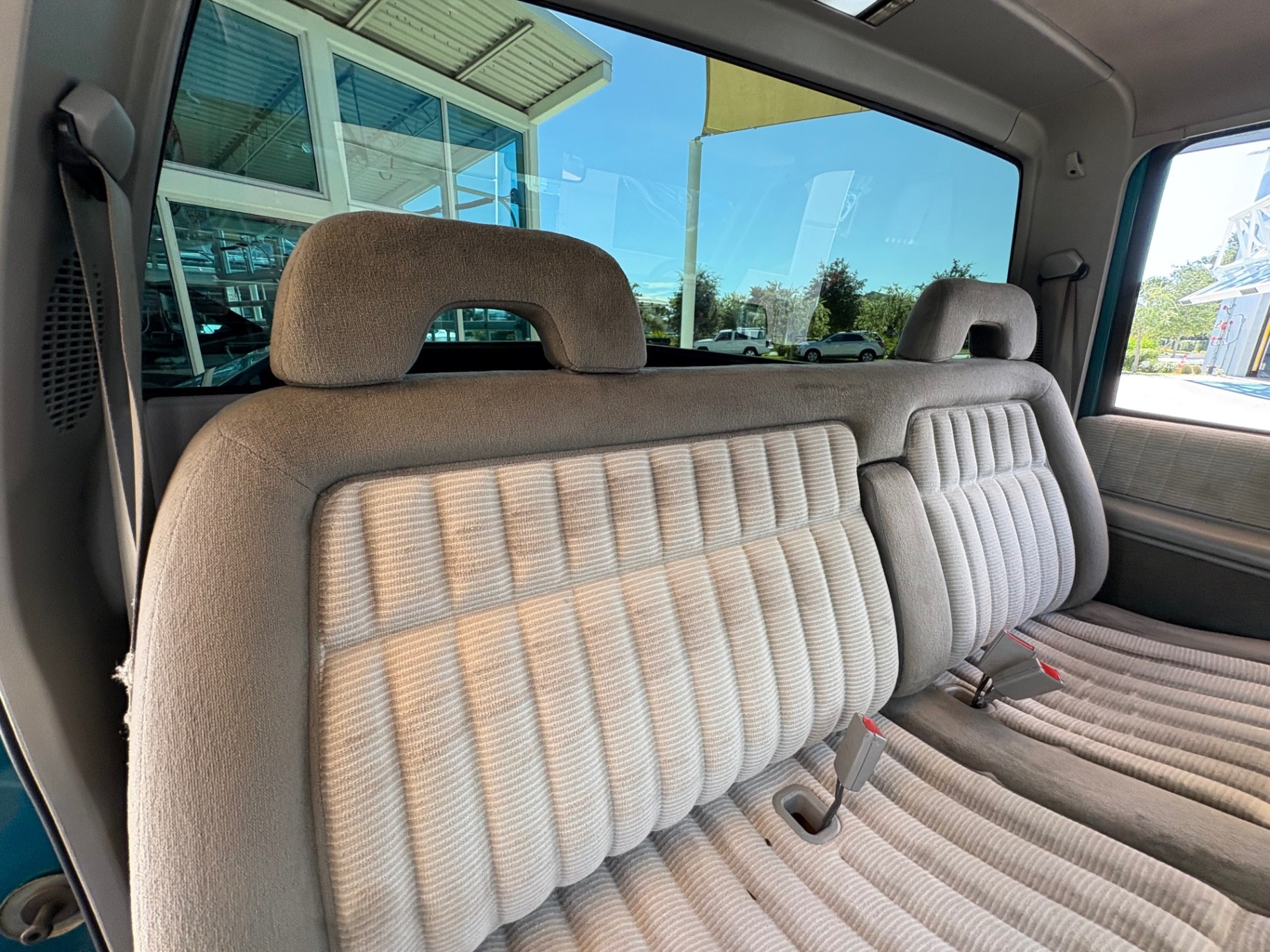 1993-chevrolet-c1500-cheyenne-for-sale-032