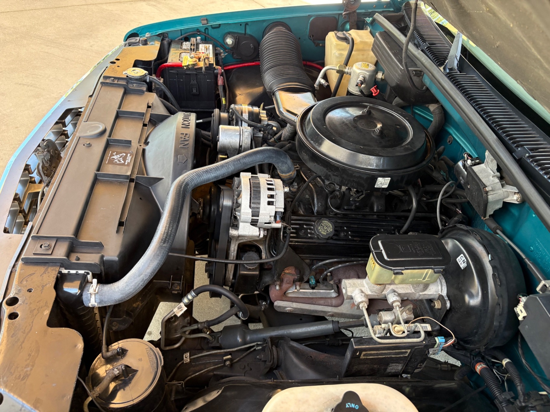 1993-chevrolet-c1500-cheyenne-for-sale-040