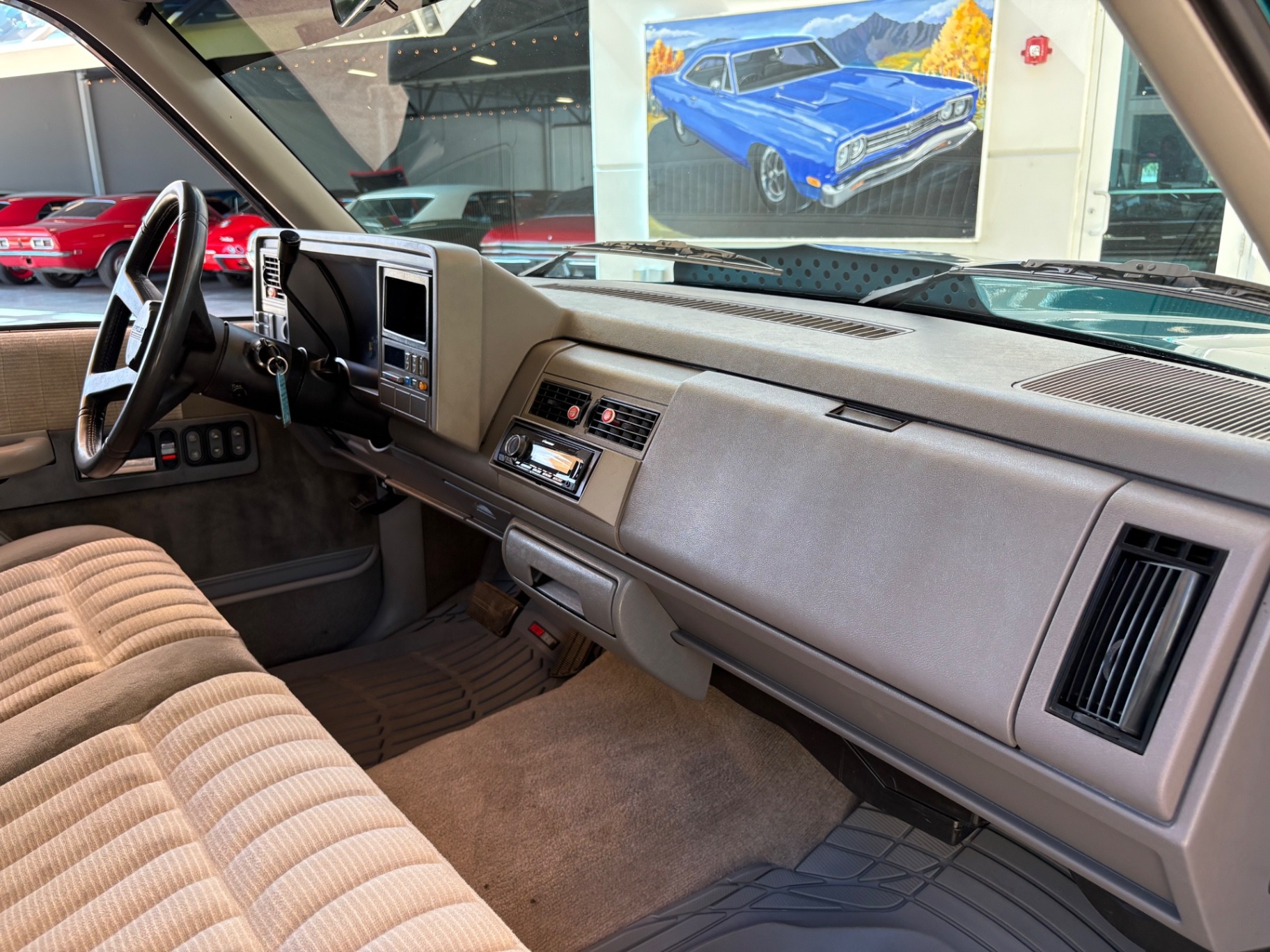 1993-chevrolet-c1500-cheyenne-for-sale-046