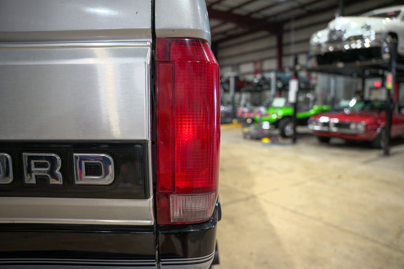 1993-ford-f250-xlt-4x4 (10)
