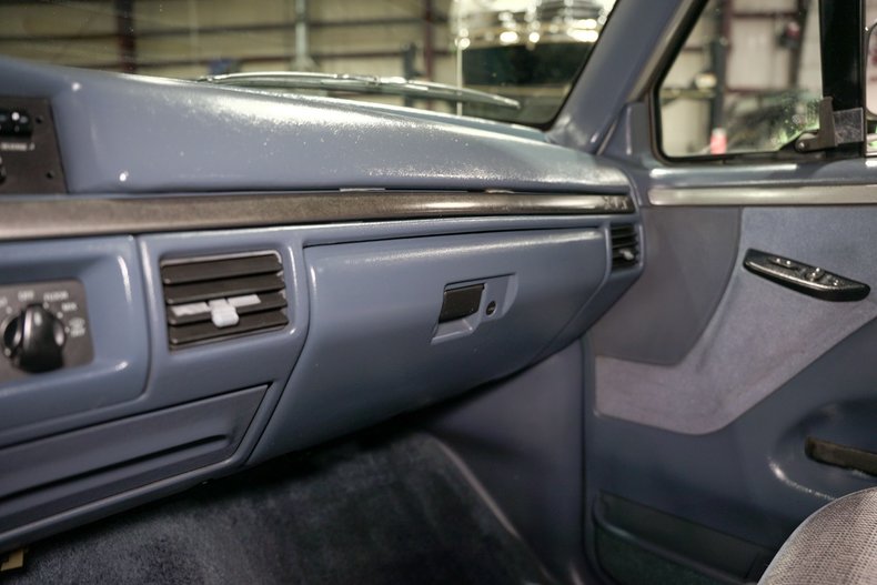 1993-ford-f250-xlt-4x4 (20)