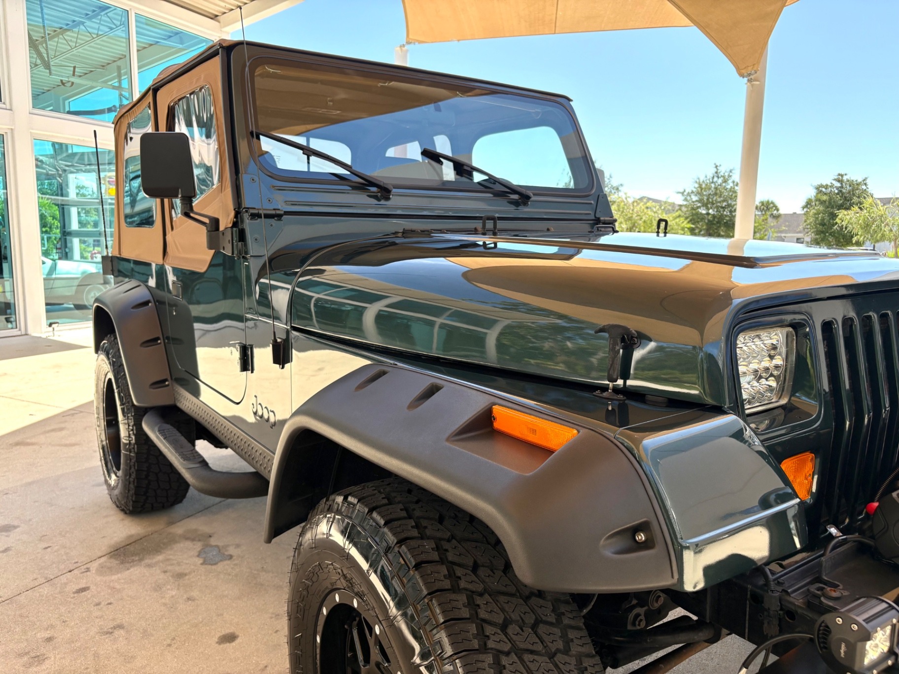 1993-jeep-wrangler-sahara-for-sale-in-florida (22)