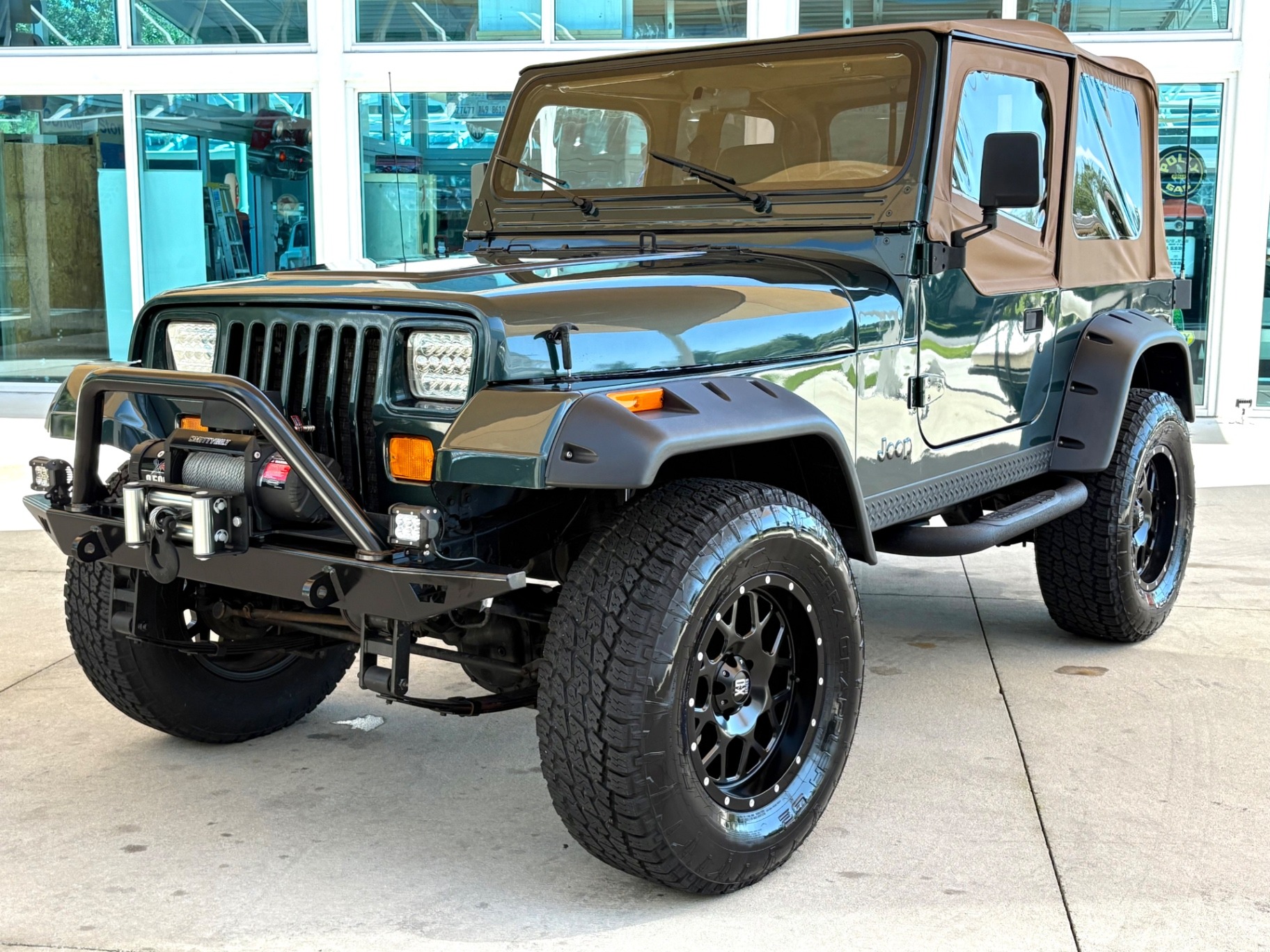 1993-jeep-wrangler-sahara-for-sale-in-florida (38)