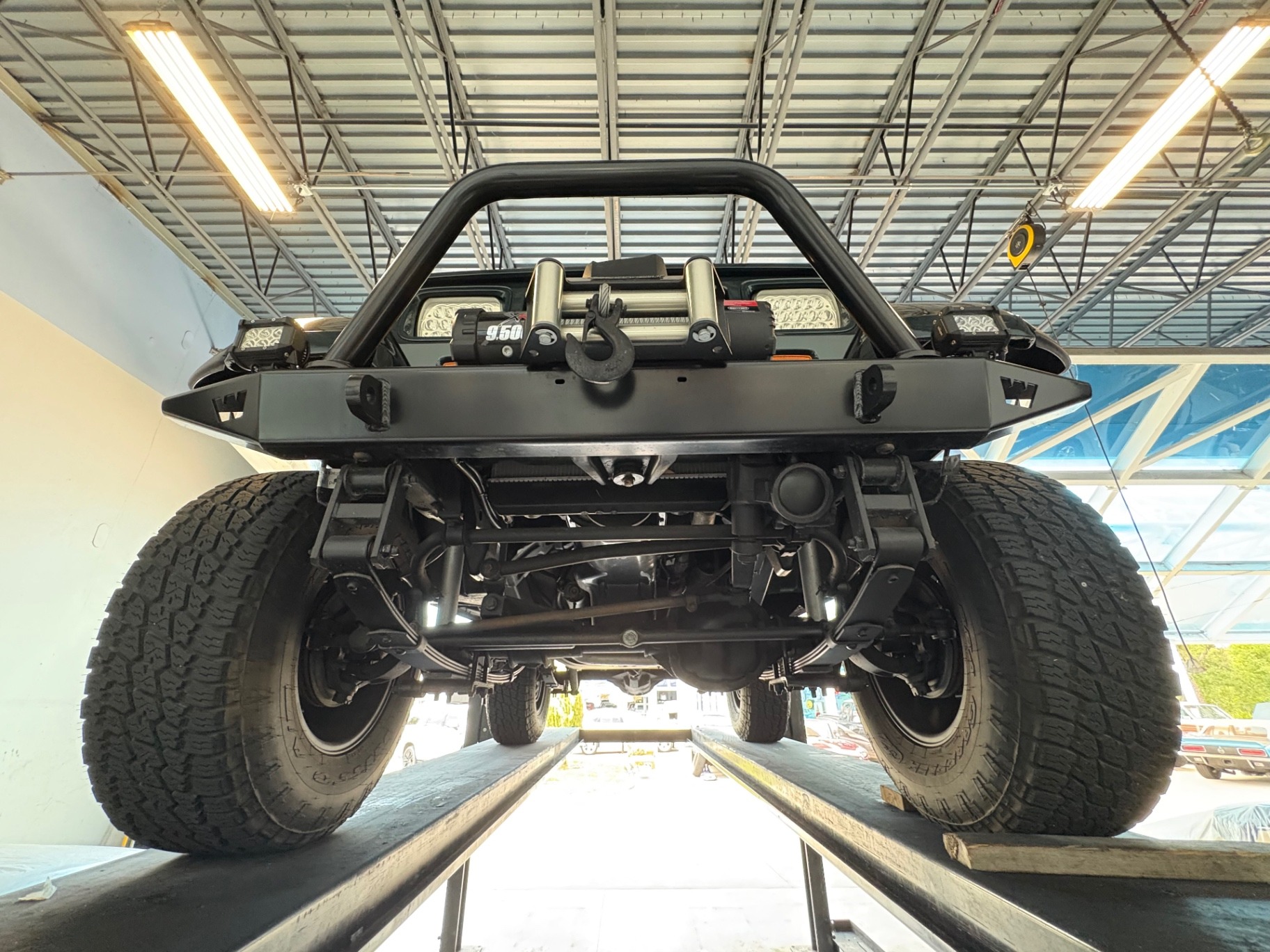1993-jeep-wrangler-sahara-for-sale-in-florida (5)