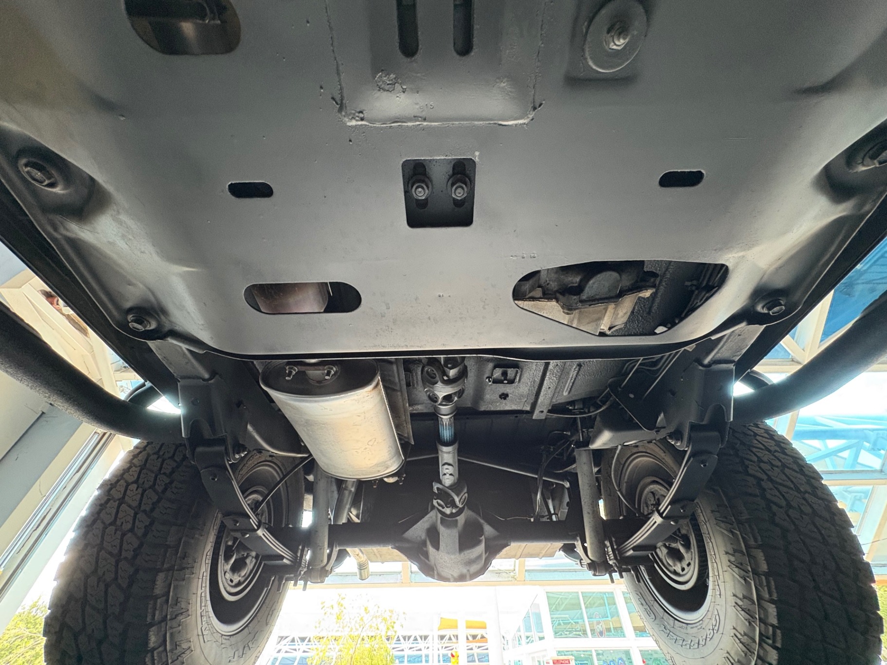 1993-jeep-wrangler-sahara-for-sale-in-florida (6)