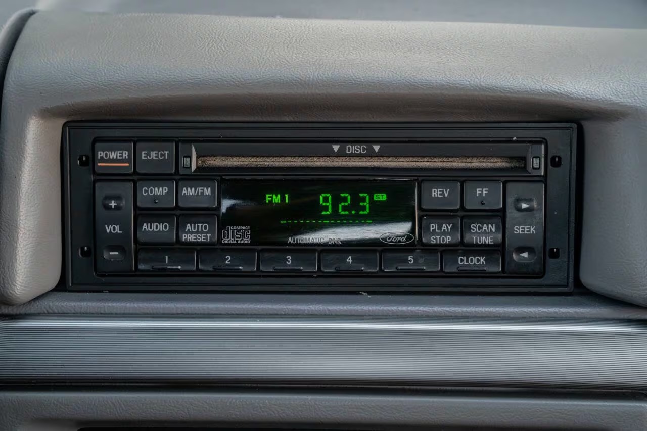 1994-Ford-f150-lightning (29)