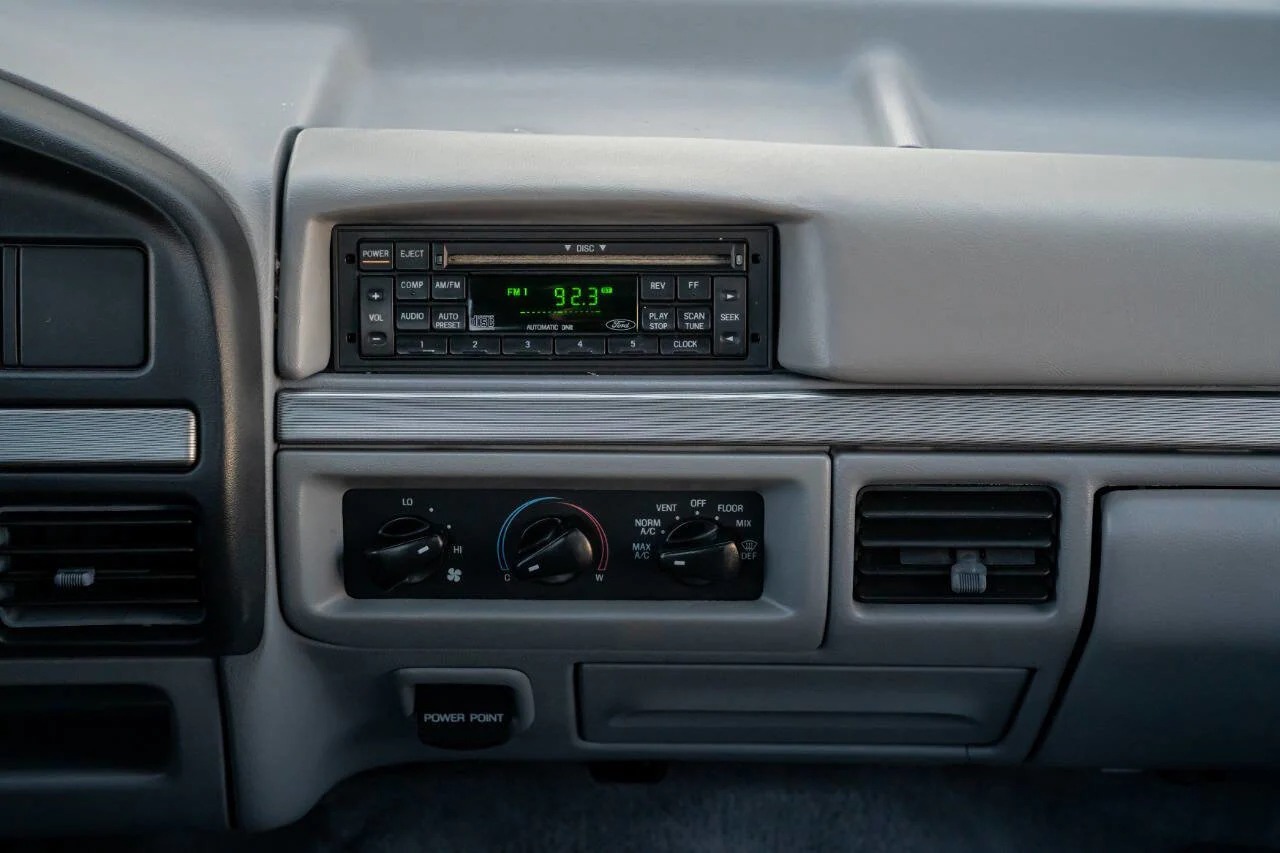 1994-Ford-f150-lightning (38)