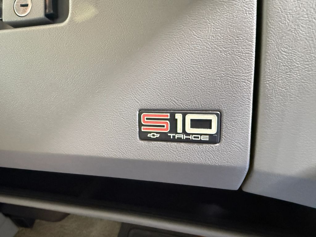 1994-chevy-s10-blazer-for-sale (18)
