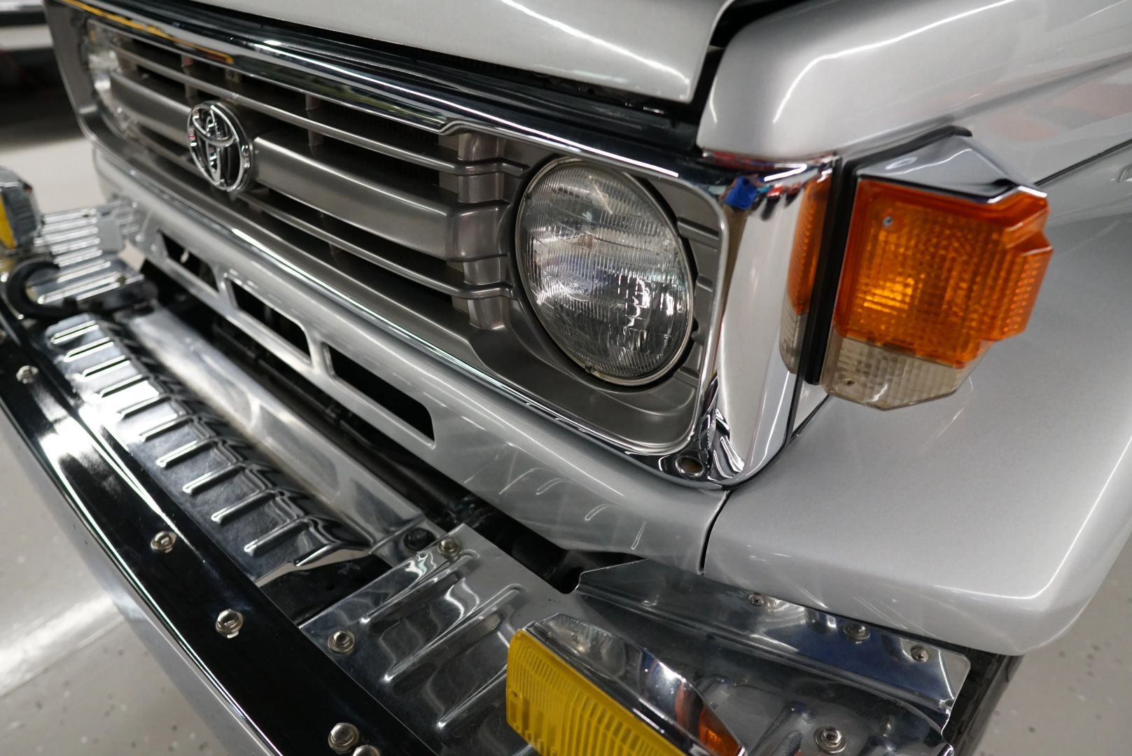 1994-toyota-land-cruiser-fjz75 (59)