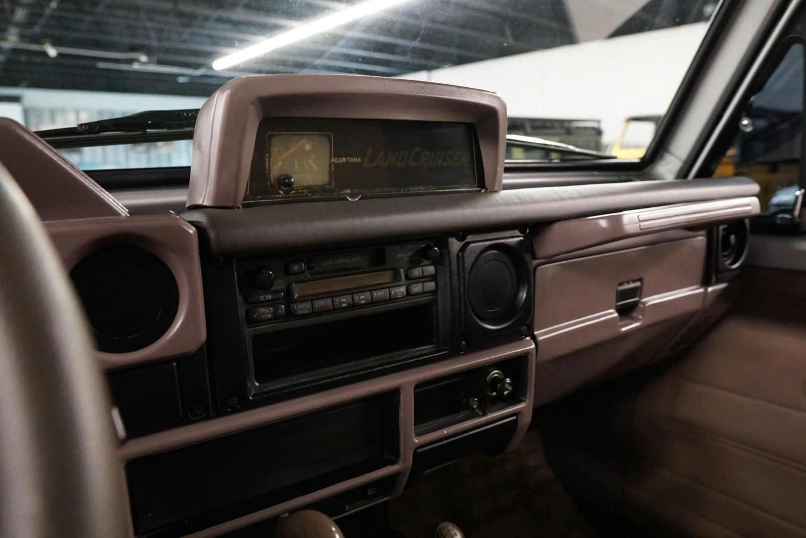 1994-toyota-land-cruiser-fjz75 (76)