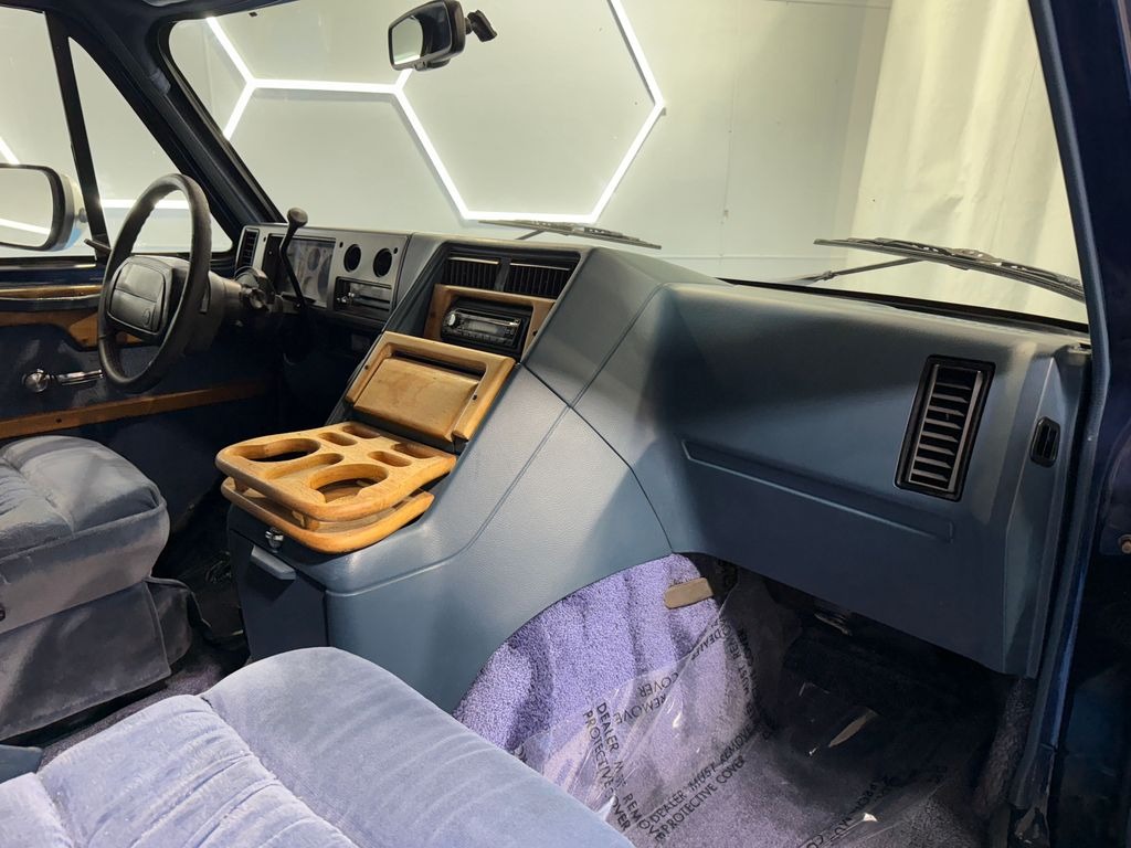 1995-chevy-sportvan-g20-for-sale (27)