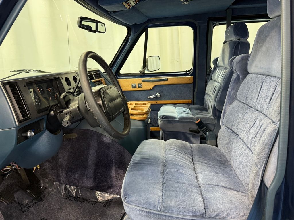 1995-chevy-sportvan-g20-for-sale (41)