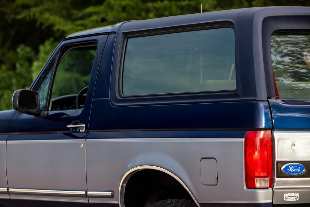 1995-ford-bronco-xlt-for-sale (108)