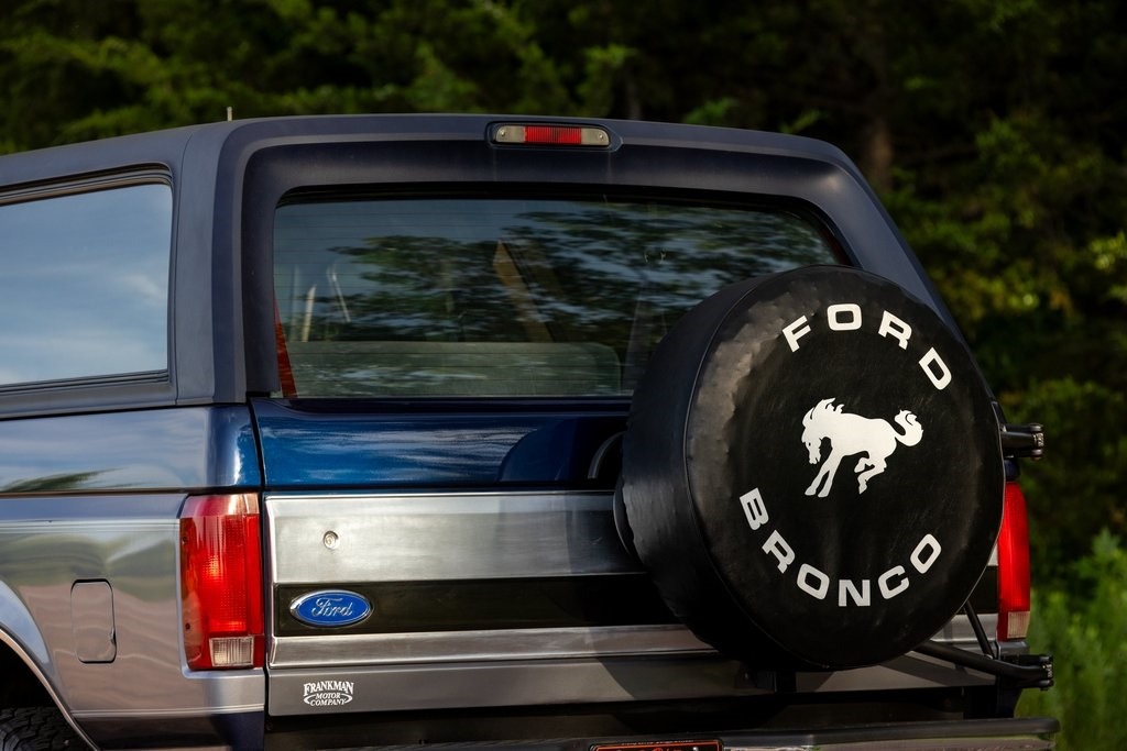 1995-ford-bronco-xlt-for-sale (109)