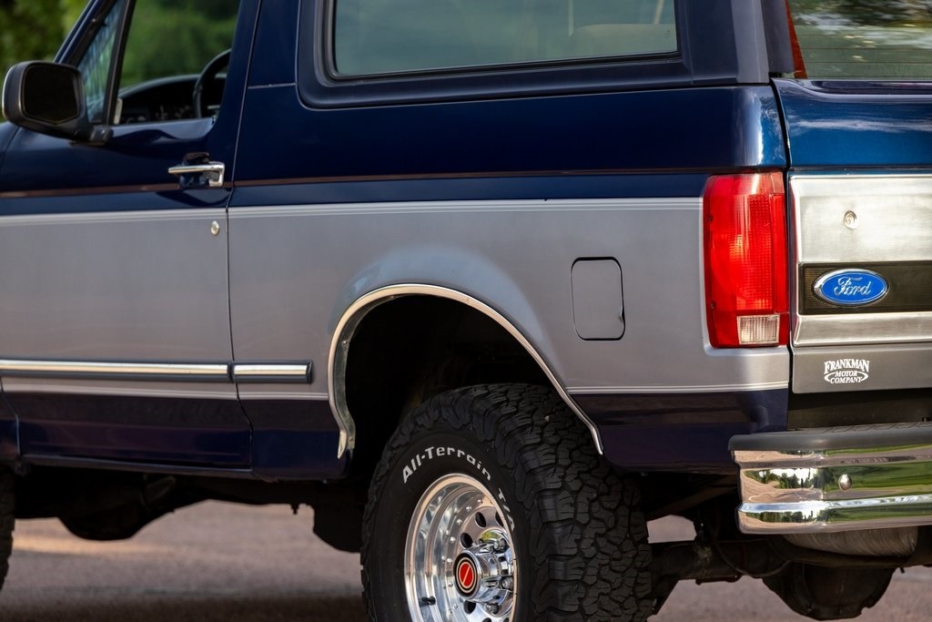 1995-ford-bronco-xlt-for-sale (111)