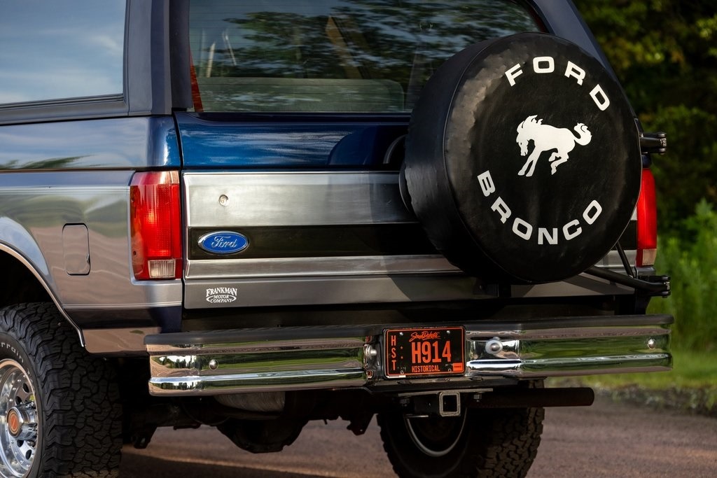 1995-ford-bronco-xlt-for-sale (112)
