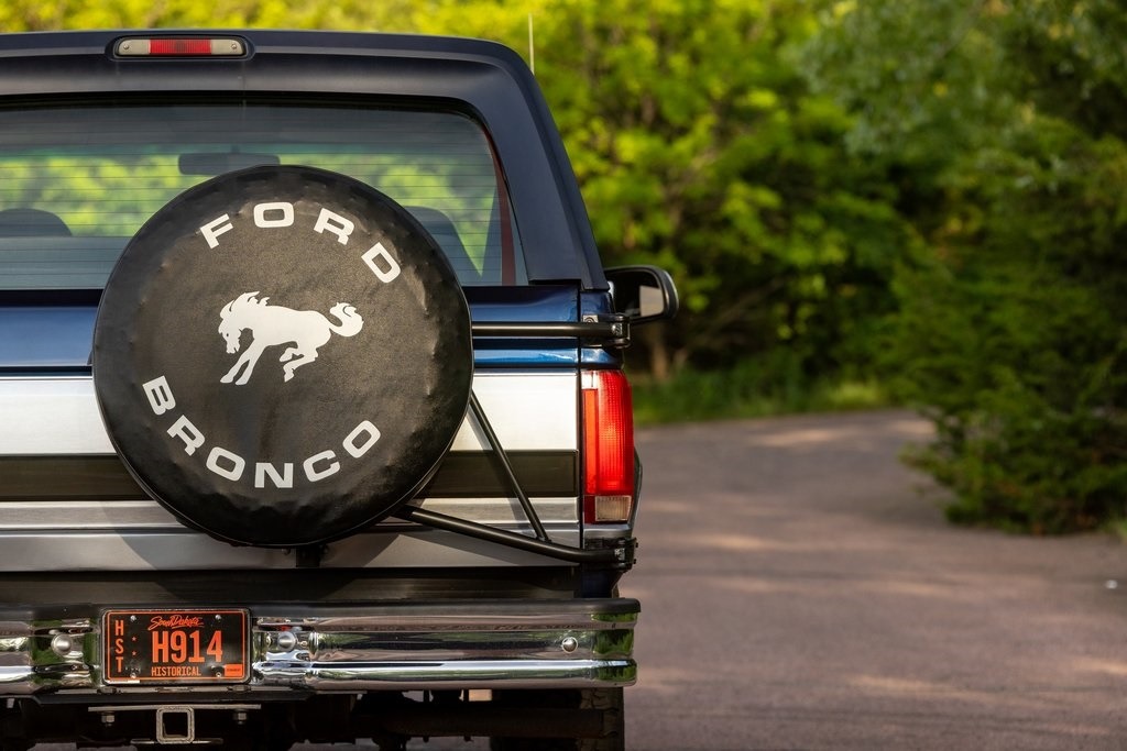 1995-ford-bronco-xlt-for-sale (113)