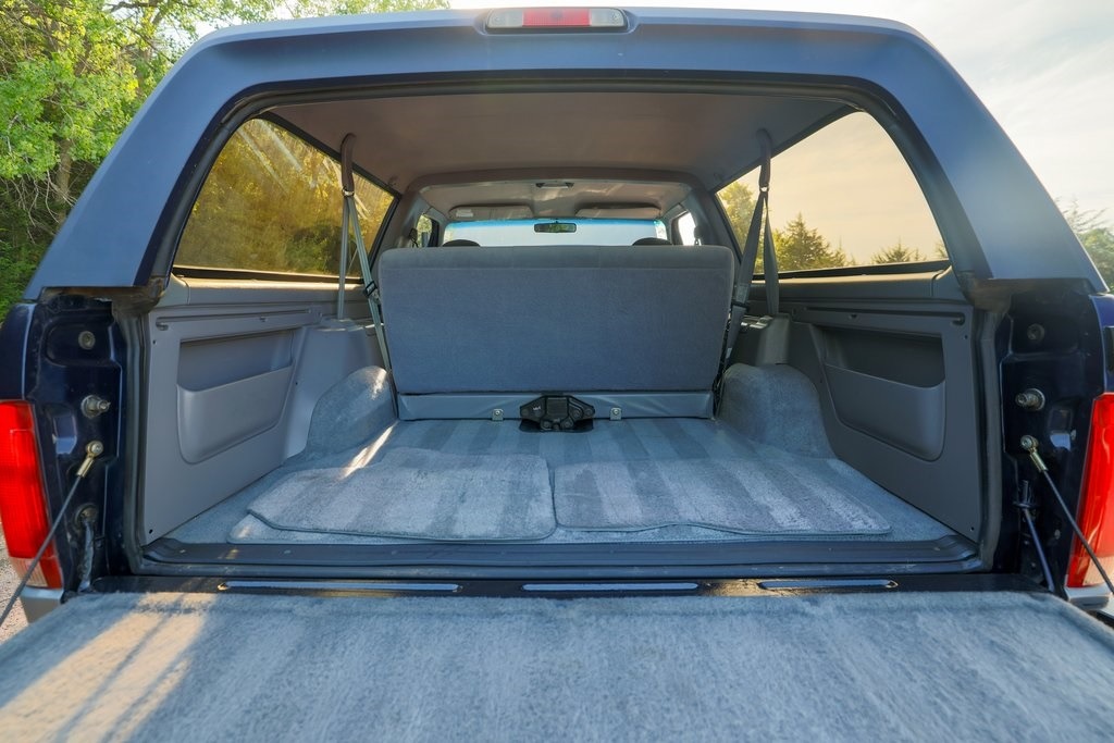 1995-ford-bronco-xlt-for-sale (119)