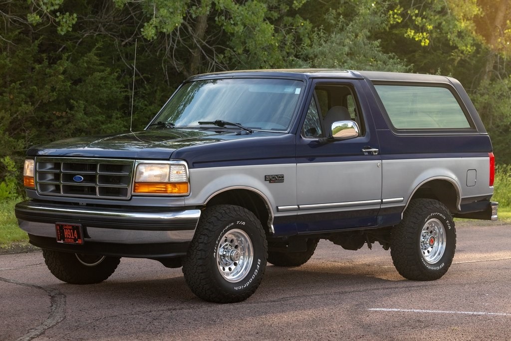 1995-ford-bronco-xlt-for-sale (125)
