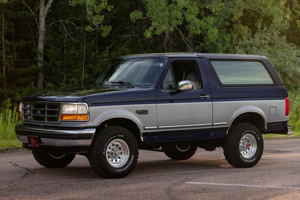 1995-ford-bronco-xlt-for-sale (126)