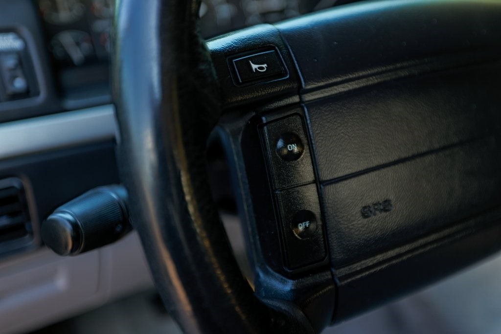 1995-ford-bronco-xlt-for-sale (31)