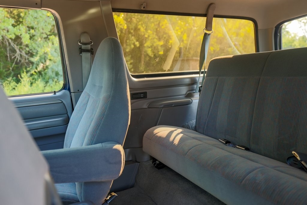 1995-ford-bronco-xlt-for-sale (45)