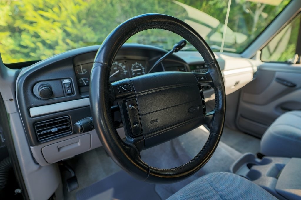 1995-ford-bronco-xlt-for-sale (48)