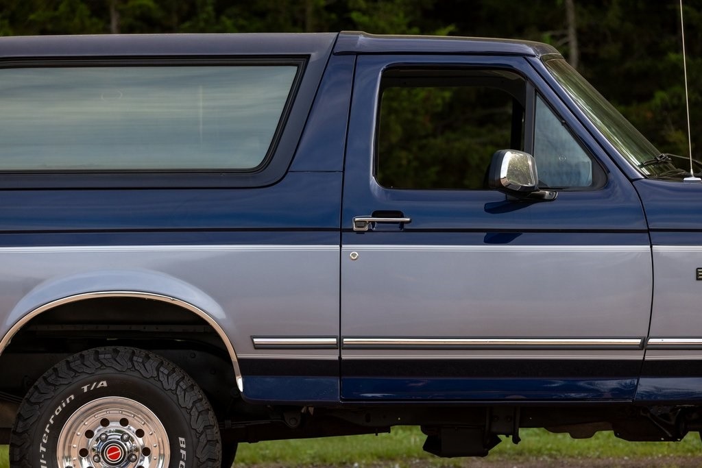 1995-ford-bronco-xlt-for-sale (70)