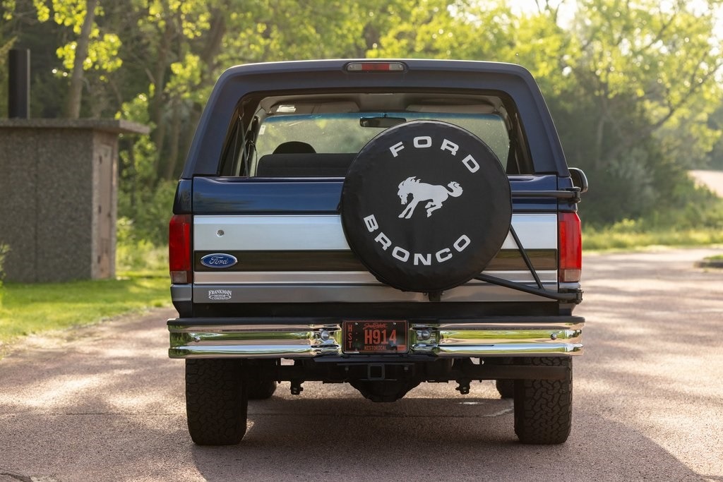 1995-ford-bronco-xlt-for-sale (82)