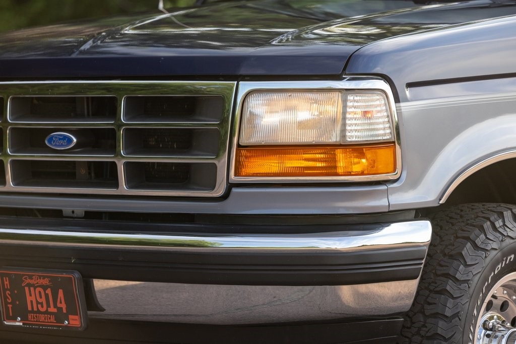 1995-ford-bronco-xlt-for-sale (90)