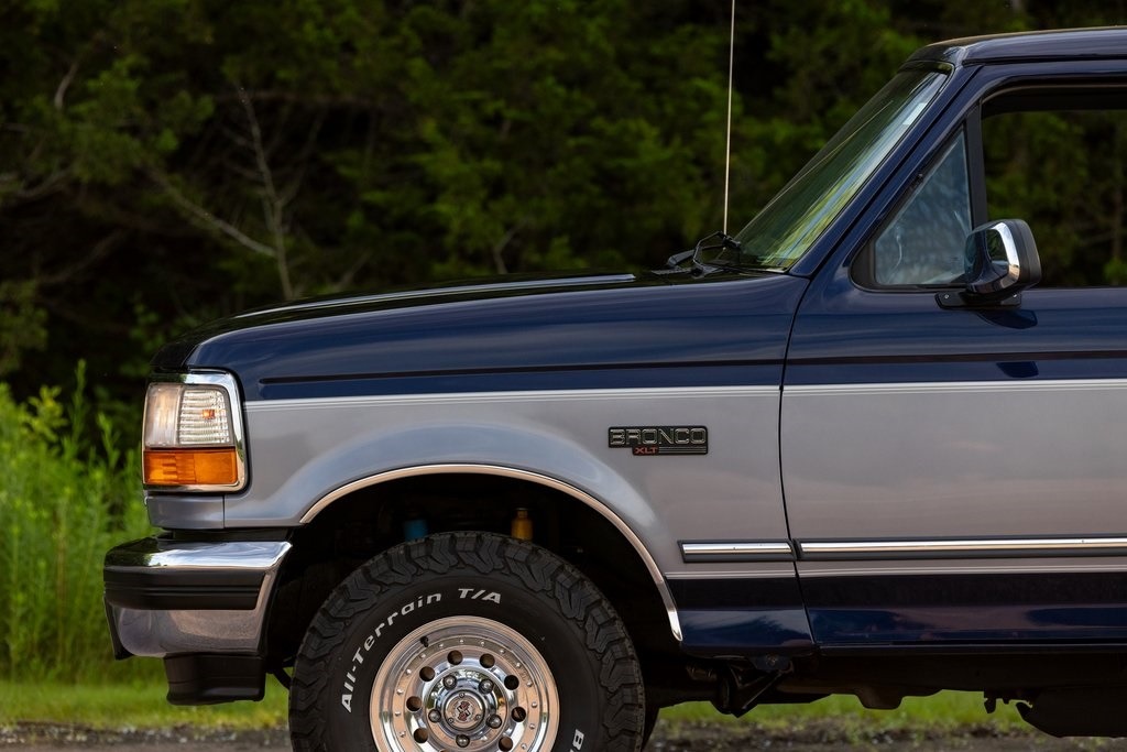 1995-ford-bronco-xlt-for-sale (93)