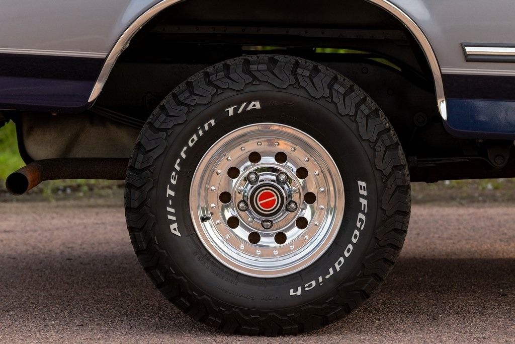 1995-ford-bronco-xlt-for-sale (97)