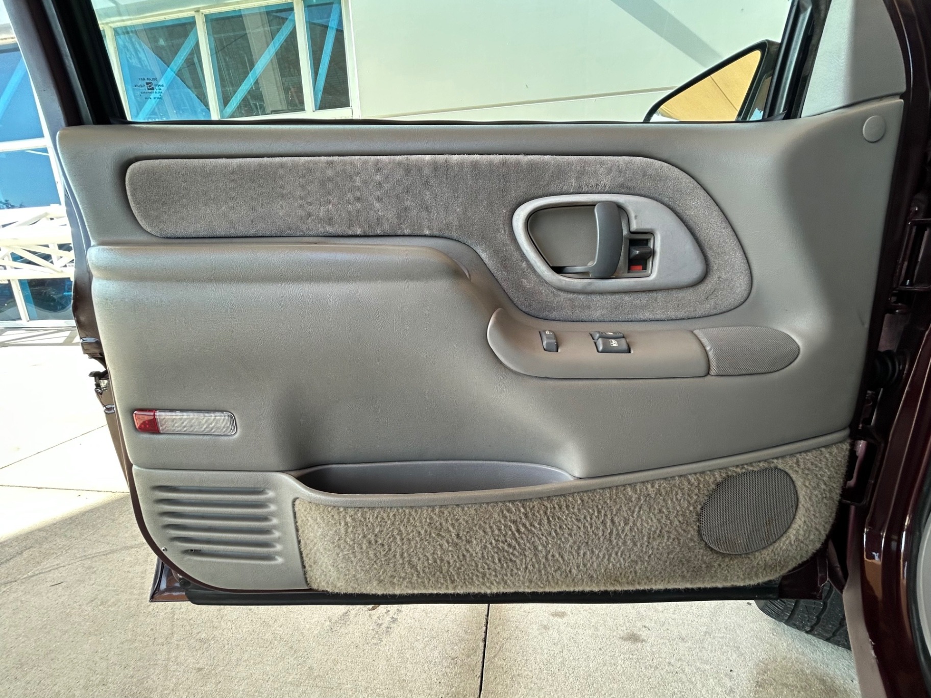 1995-gmc-sierra-1500-sl (43)